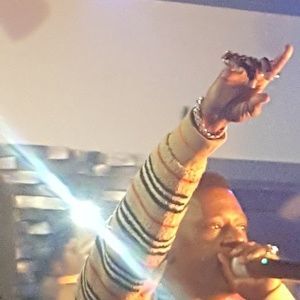 Meet your Posher, Cameron